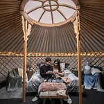 Yurt District خيمة فخمة روفانييمي