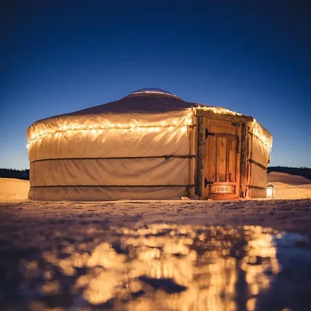 Yurt District Luxussátor *