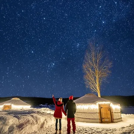 Luxussátor Yurt District Rovaniemi