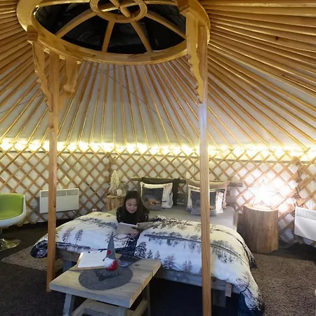 Luxussátor Yurt District
