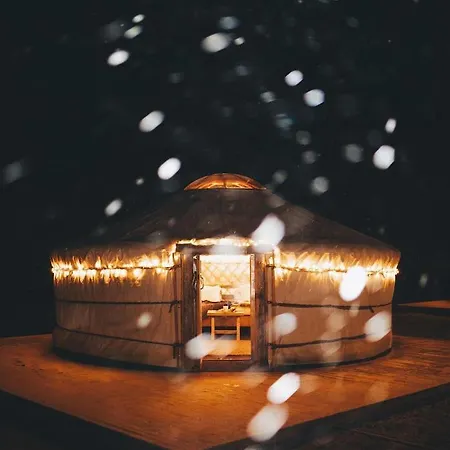 Yurt District Luxussátor *