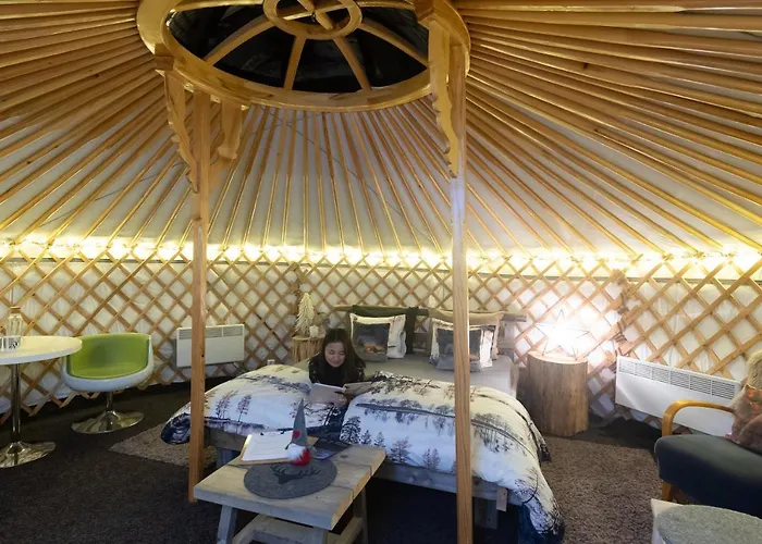 Роскошный шатер Yurt District