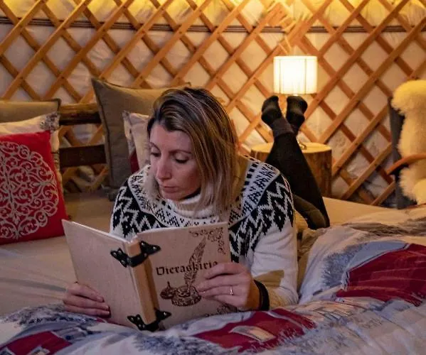 Luxussátor Yurt District *