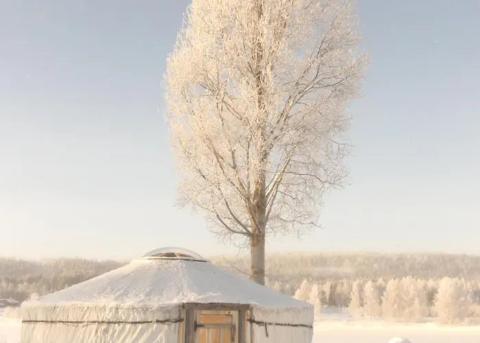 Yurt District Роскошный шатер Рованиеми